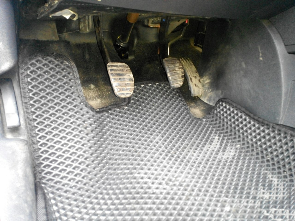Автоковрики для Renault Clio III (2005-2012)