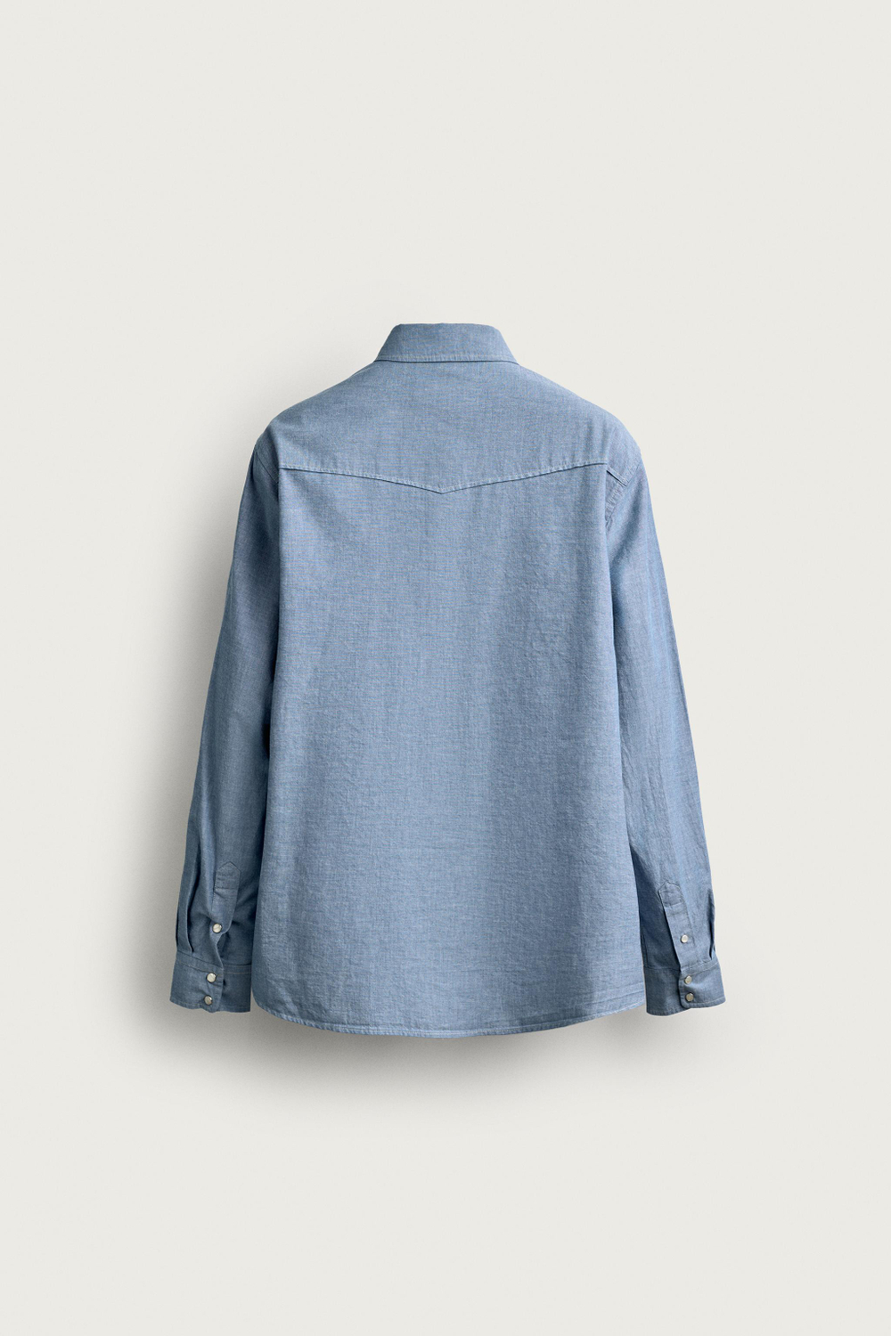 РУБАШКА СВОБОДНОГО КРОЯ ИЗ ШАМБРЕ С КАРМАНАМИ — ZARA