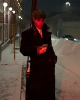 Черное пальто 