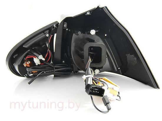 Задние фонари VW Golf 5 black led bar