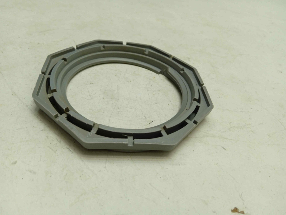 SGV43E43RU ктп20 Гайка бачка для соли для посудомоечной машины Bosch SGV43E43RU б/у
