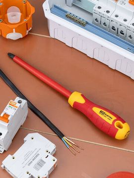 Отвертка крестовая диэлектрическая тип PH3x150, серия «ЭкспертЭлектрик» TDM