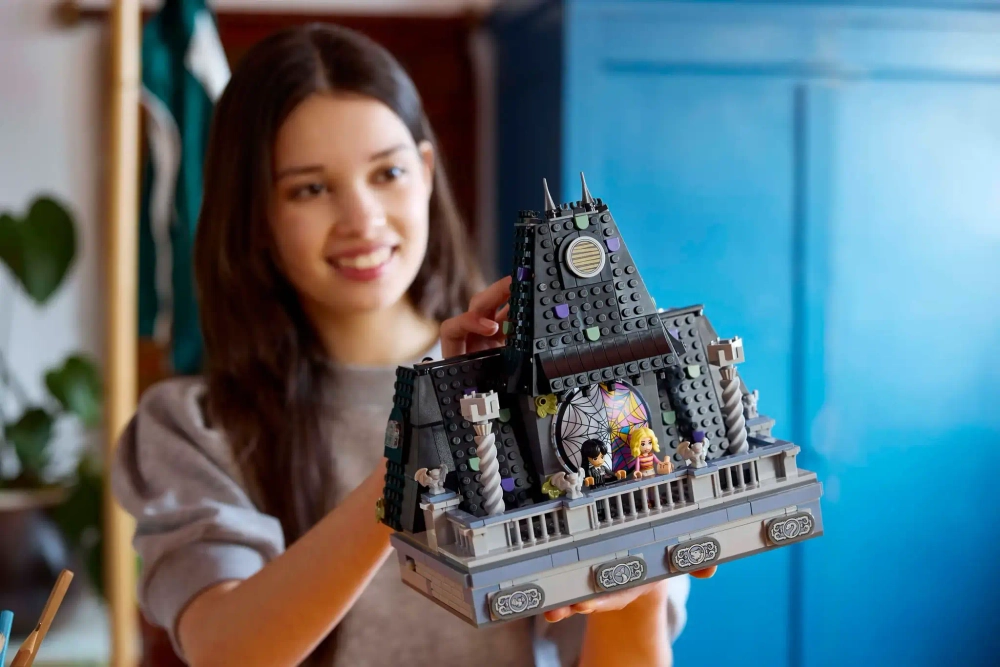 Конструктор LEGO Wednesday 76781 Комната Уэнздей и Энид