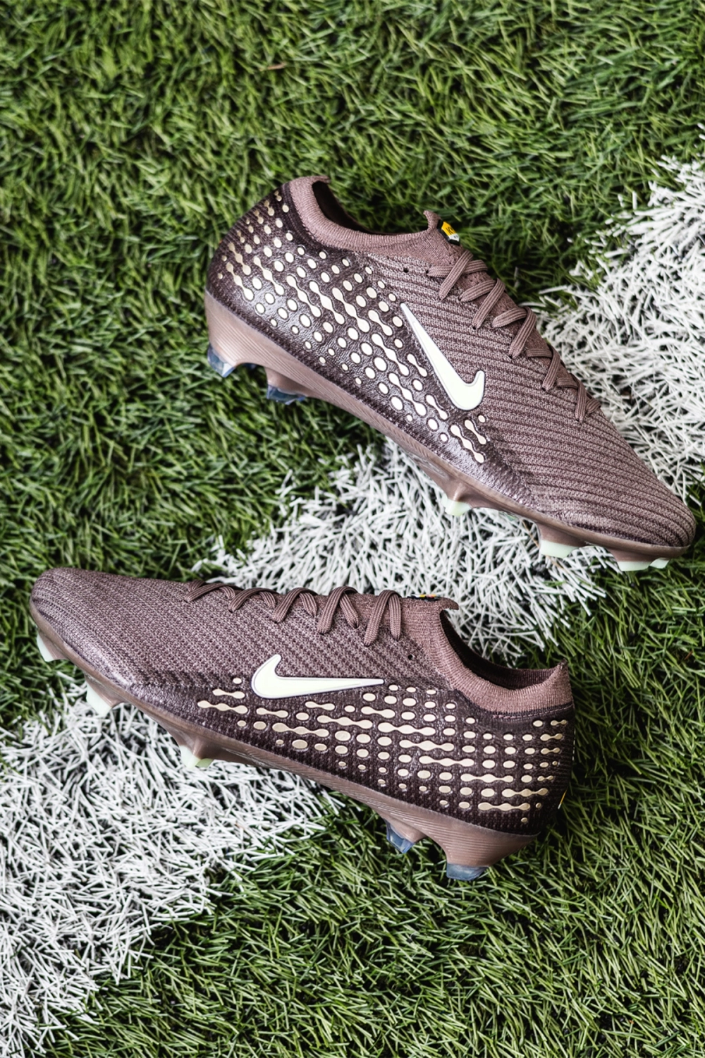 Бутсы Nike Zoom Mercurial Vapor 16 Elite Mbappe FG - коричневый