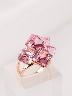 Кольцо коктейльное Мираж с розовыми кубиками Swarovski