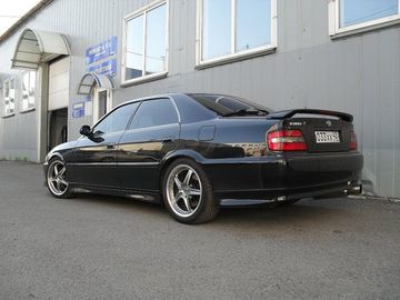 Накладки Tourer для Toyota Chaser 100 до рестайлинга