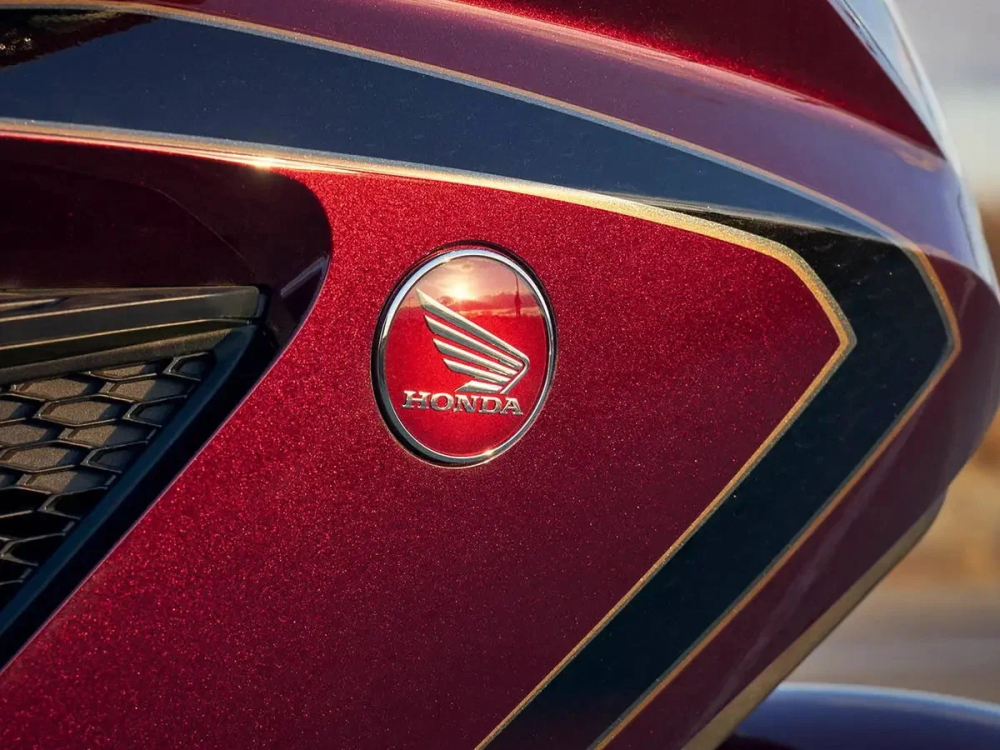 Honda GL1800 Gold Wing Tour "50th Anniversary" 2025 c НДС