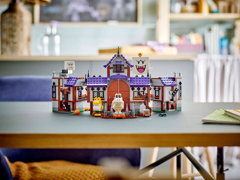 Конструктор LEGO Super Mario 71436 Призрачный особняк Короля Бу