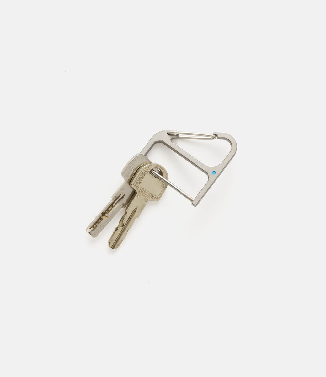 CW&T Key Wrangler Titanium — ключница-карабин из титана