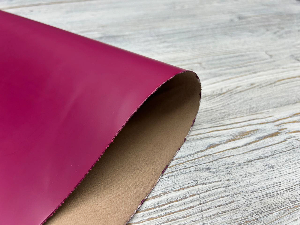 Кожа Bolero Wax Fuxia с эффектом кордован