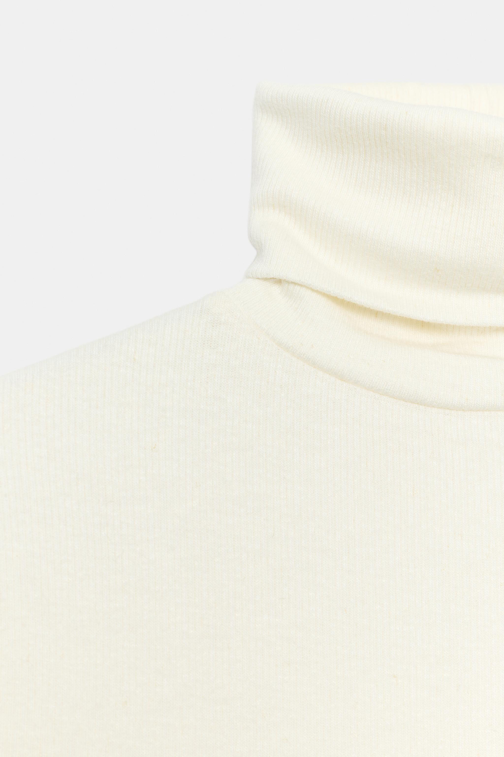 ФУТБОЛКА С КОРОТКИМИ РУКАВАМИ — ZARA