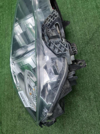 Фара правая BMW X5 F15, X6 F16 (2013-2018) ксенон