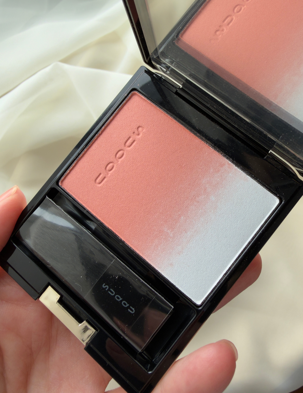 Румяна PURE COLOR BLUSH Suqqu