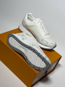 Кроссовки Louis Vuitton Run Away