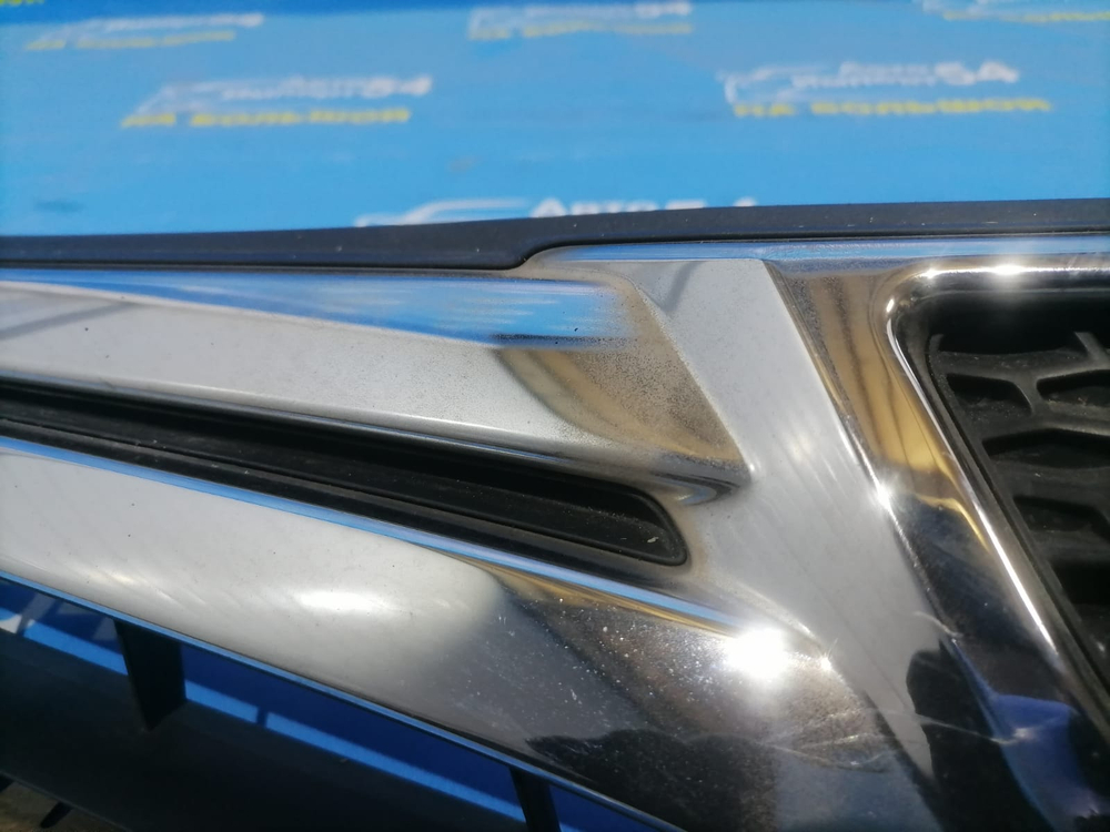 Решетка радиатора Honda FIT SHUTTLE 2011-2013