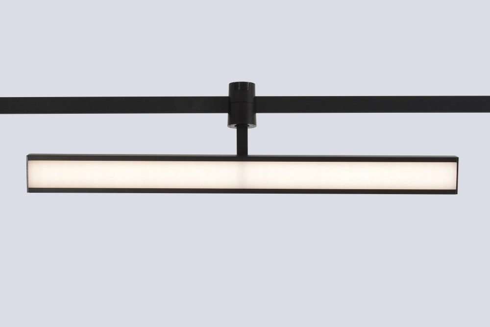 Светильник трековый для гибкой магнитной системы Crystal Lux CLT 0.37 001 18W BL SMART