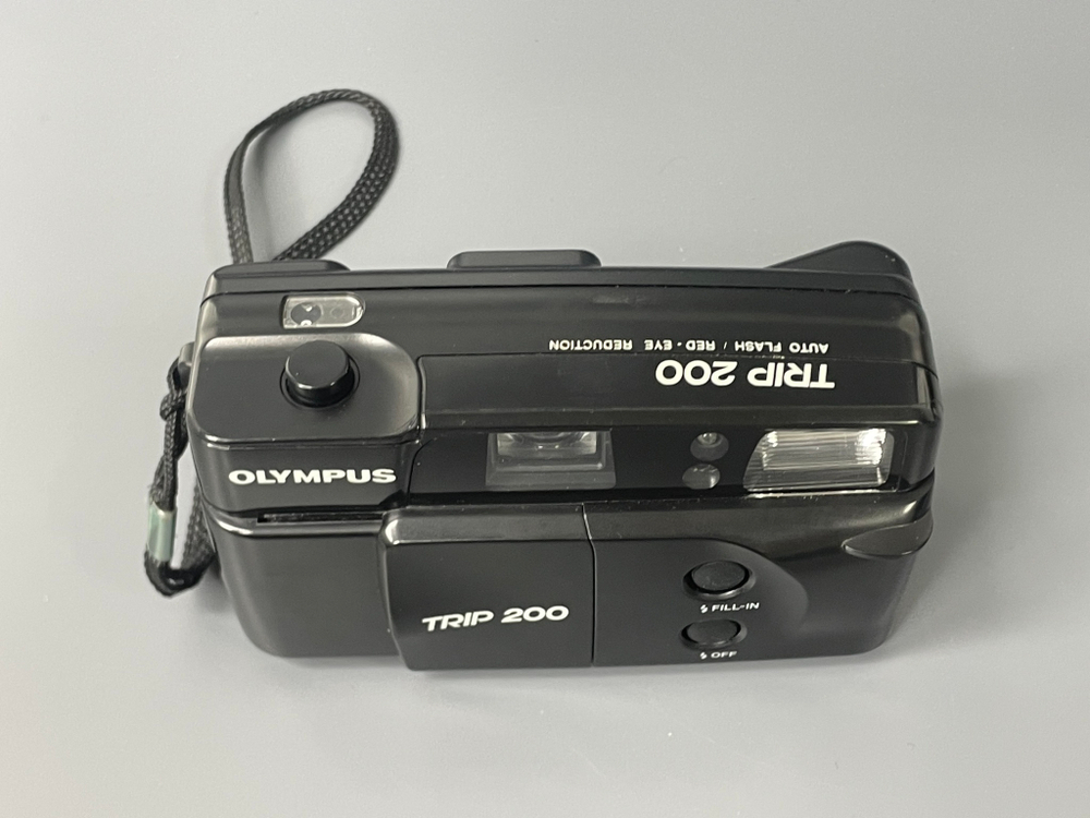 Olympus Trip 200