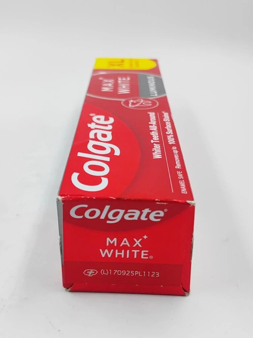 Зубная паста отбеливающаяColgate Max White Luminous, 125 мл (Польша)