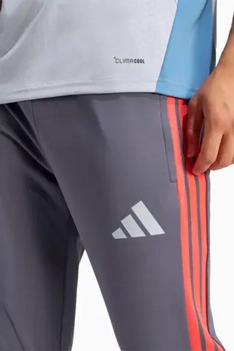 Штаны adidas Croatia 2026 Tiro Training - серый