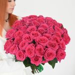 51 Роза розовая Эквадор 60см. – розы с доставкой по городу Южно-Сахалинску, магазин цветов FloArt