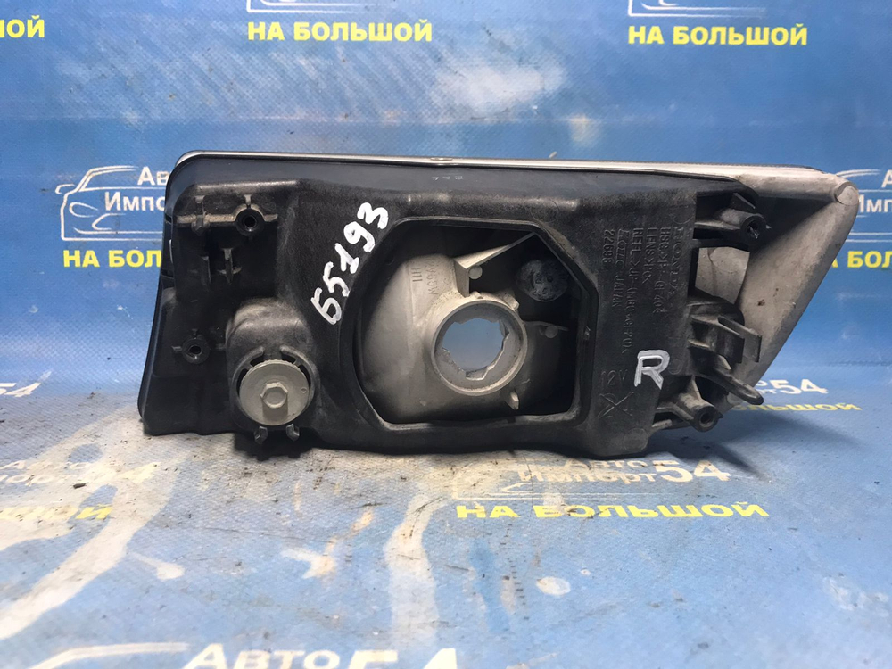 Туманка правая Honda ELYSION 2006-2013
