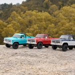 FMS 1:18 FCX18 II Ford F-100 RTR с коллекторным двигателем (колесная база 199 мм) Лазурный (2)