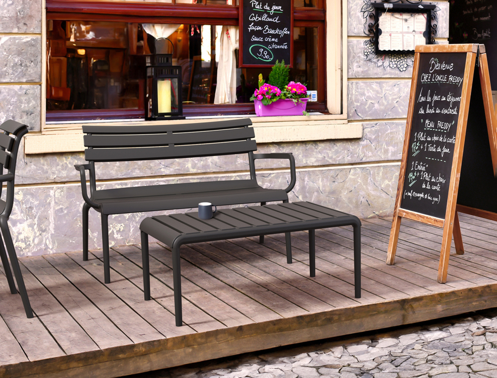 Столик пластиковый журнальный Siesta Contract Paris Lounge Table, черный