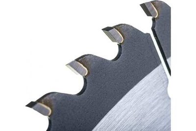 Диск пильный Hilberg Industrial Дерево тонкий рез 250*32/30*64Т HWT259