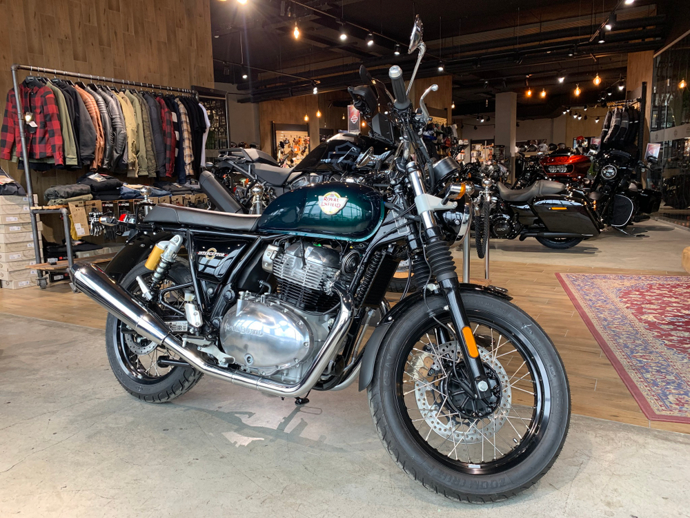 Royal Enfield Interceptor 650 Cali Green (Standard / Single tone) 2025