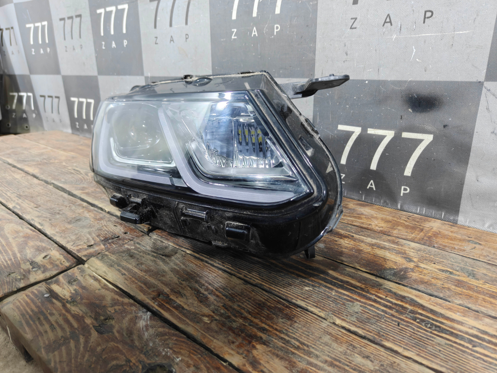 Фара правая LED Belgee X50 23-нв Б/У Оригинал 6608098730
