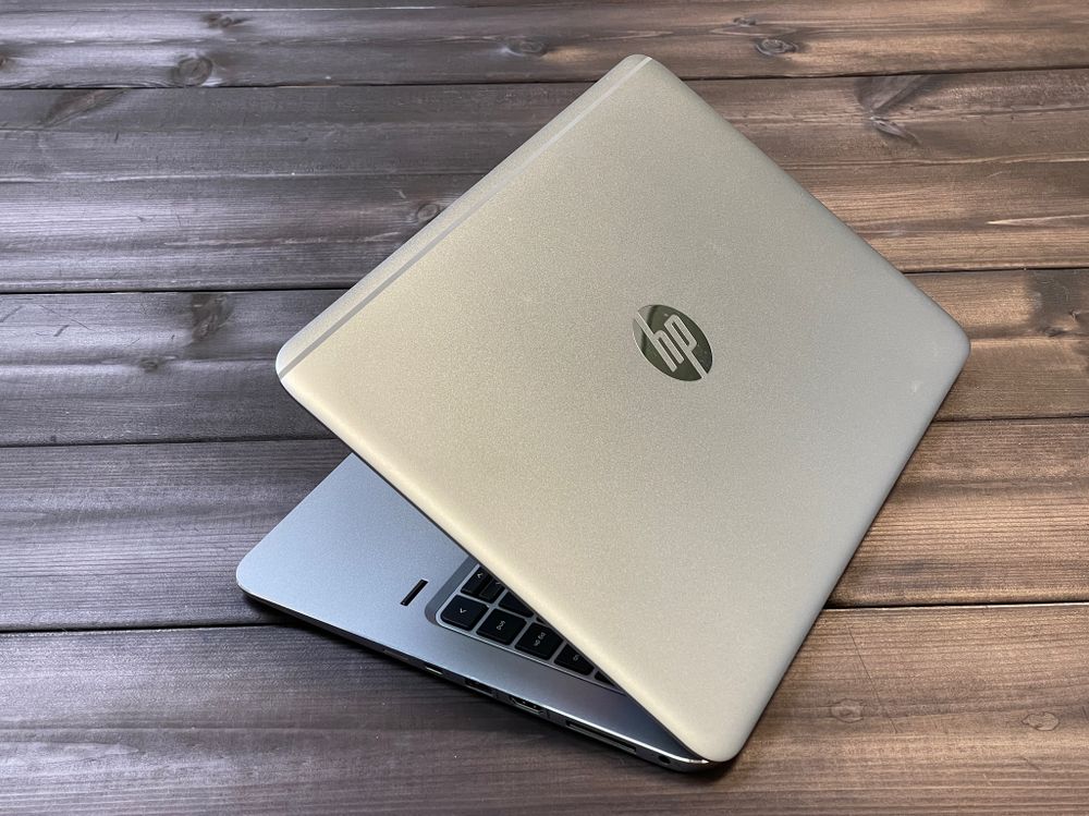 14" Ноутбук HP EliteBook Follio 1040 G3 (1920x1080, Intel Core i5-6200U, RAM 8ГБ, SSD 256ГБ, Intel HD Graphics 520, OS Windows)