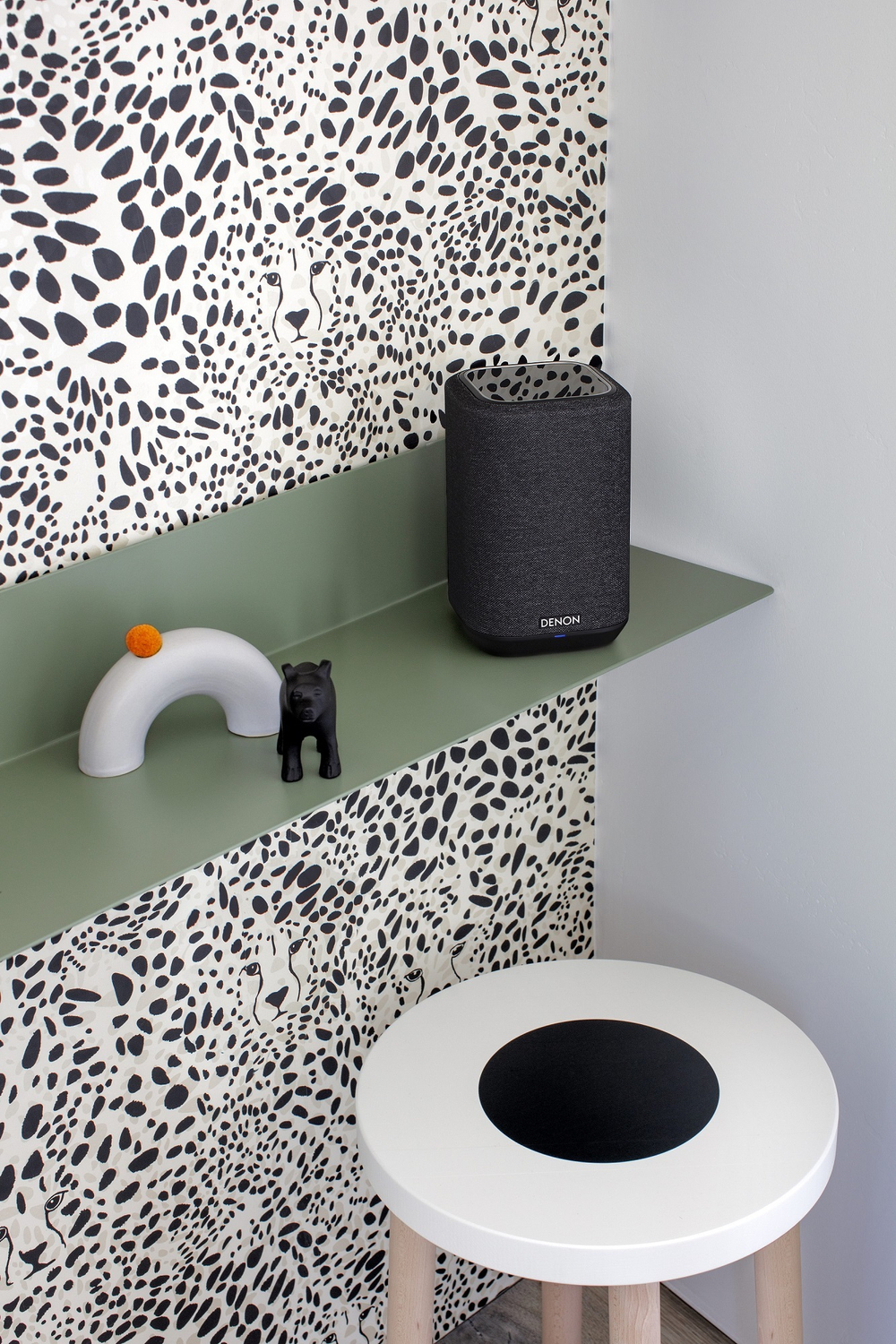 Беспроводная акустика (смарт кoлoнкa) Denon Home 150, Black (черный)