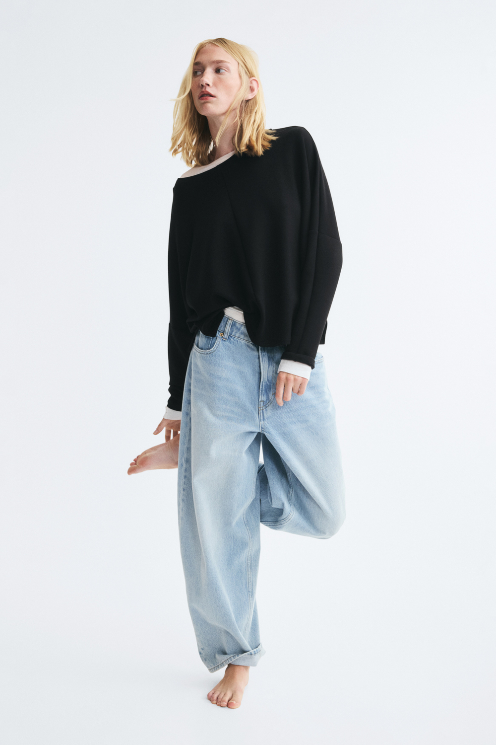 Свитшот из неопрена с рукавами «летучая мышь» - H&M