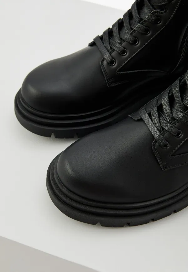 Ботинки мужские ARMANI EXCHANGE Black Edition