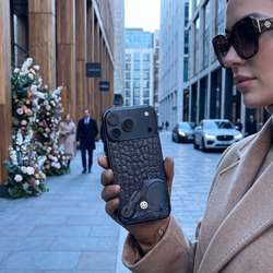 Чехол iPhone 18 pro max La Dolce Vita из кожи MiniCROC для женщины — Euphoria HM