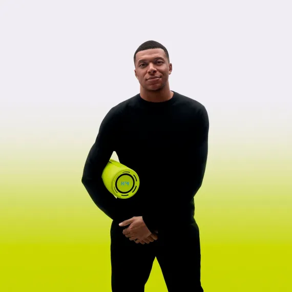 Loewe We. HEAR Pro Neon