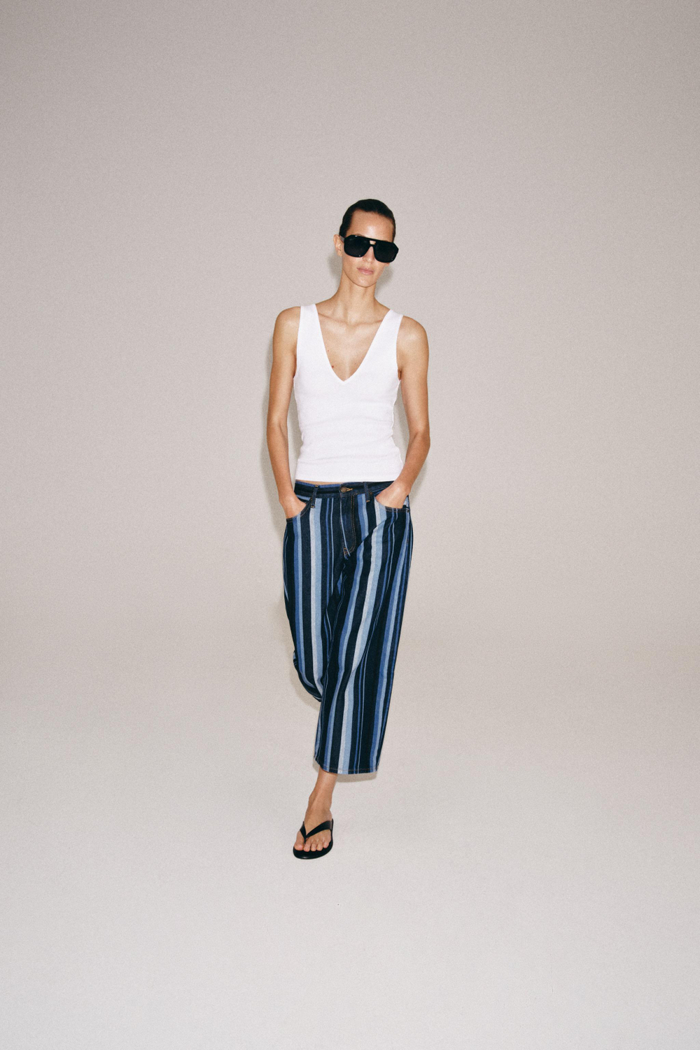 ДЖИНСЫ-КЮЛОТЫ В ПОЛОСКУ СО СРЕДНЕЙ ПОСАДКОЙ — ZW COLLECTION — ZARA