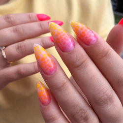 Лак для стемпинга Swanky Stamping S22 неоновая маджента 6 мл