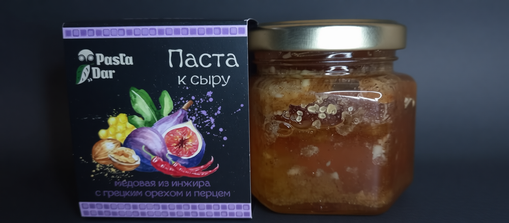 Паста к сыру медовая из инжира с грецким орехом и перцем