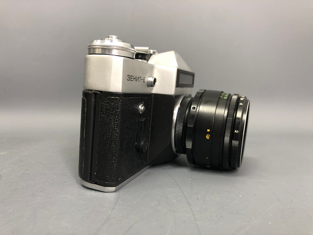 Zenit-E+ Helios 44-2 2/58mm