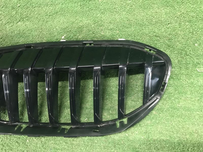 Решетка радиатора BMW 3er G20 (2018-2022)