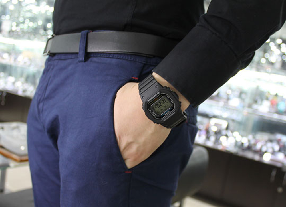 Часы Casio DW-5600E-1V