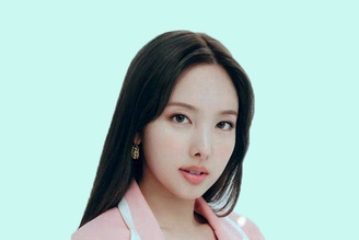 NAYEON (TWICE)