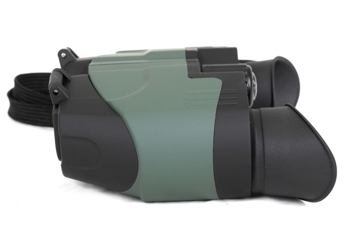 Бинокль Arkon 8x21