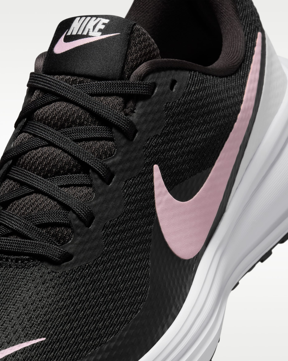 Женские кроссовки для бега по шоссе Nike Revolution 8 - Nike
