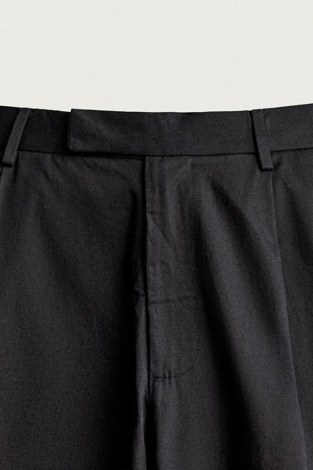 ZARA БРЮКИ RELAXED FIT СО СКЛАДКАМИ, ИНДИГО