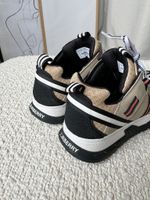 Кроссовки Burberry, 30