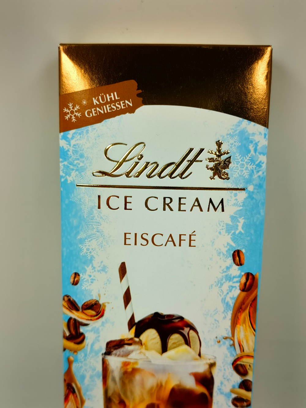 Белый шоколад Lindt Ice Cream EISCAFE со сливочно-кофейной начинкой, 100 г (Германия)
