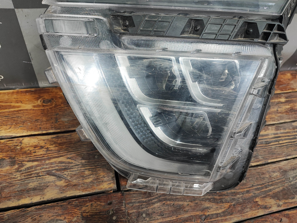 Фара левая LED Hyundai Creta 2 (SU2) 21-нв Б/У Оригинал 92101BW110