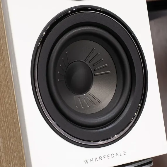 Wharfedale Diamond 12.1 Walnut Pearl